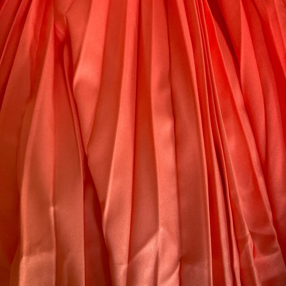♥️🤍💙Beautiful Pleated Ombre Dress NEW - Picture 4 of 4